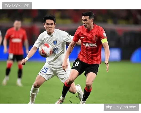 恩佐回撤接应主导中场，连续关键战出球成功率超90%